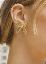 Lillian 18 kt gold non tarnish-Bow stud earrings